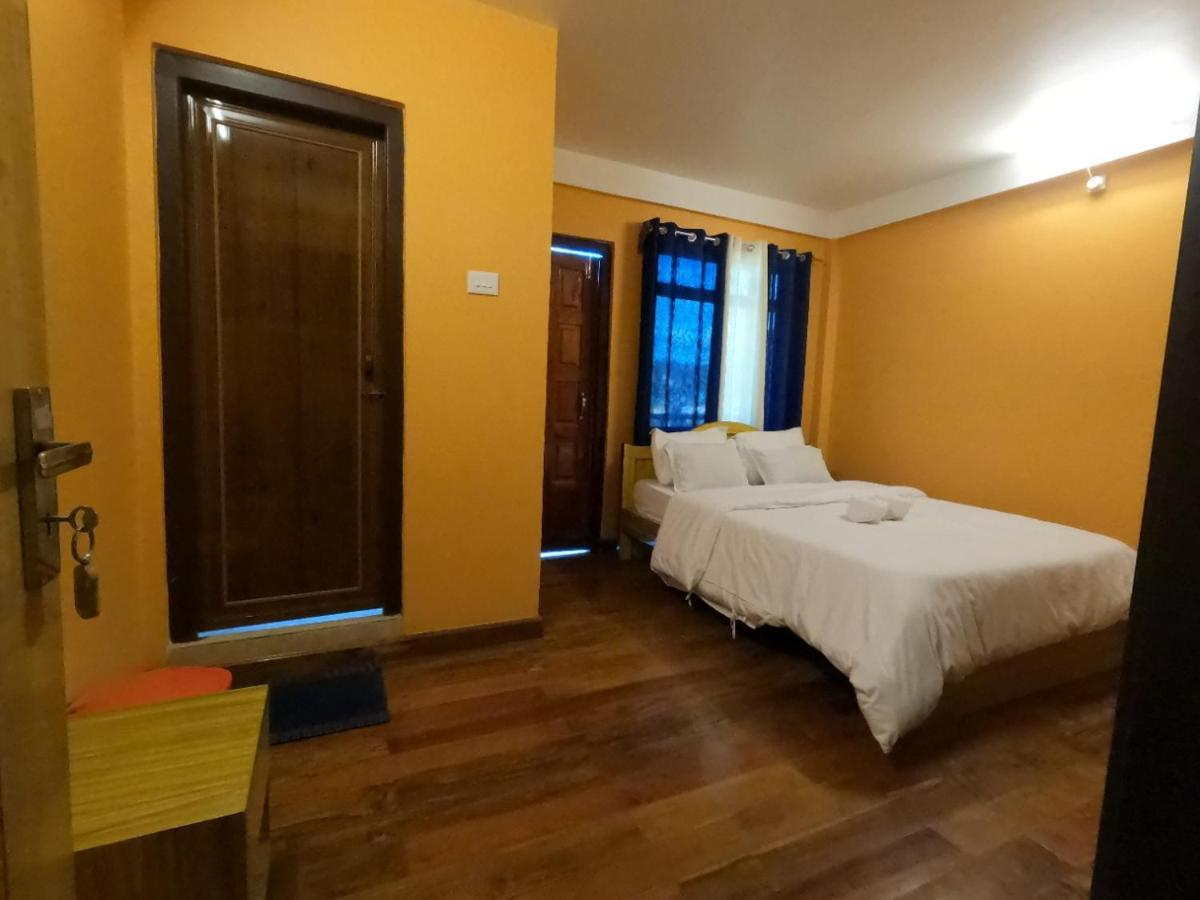 Aurora Guest House Shillong Esterno foto