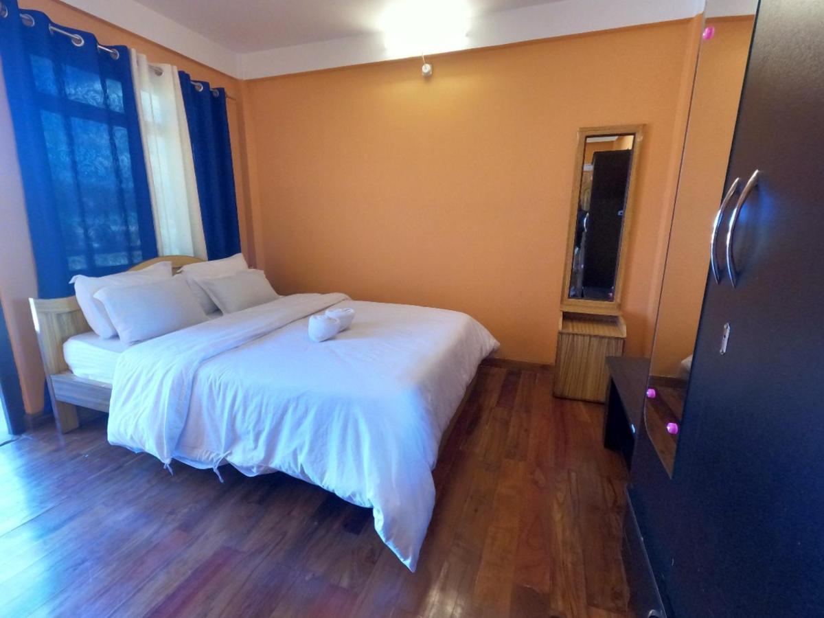 Aurora Guest House Shillong Esterno foto