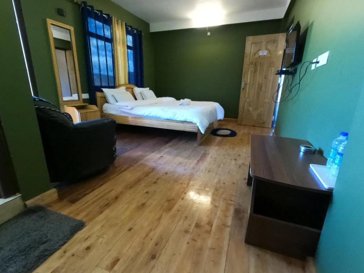 Aurora Guest House Shillong Esterno foto