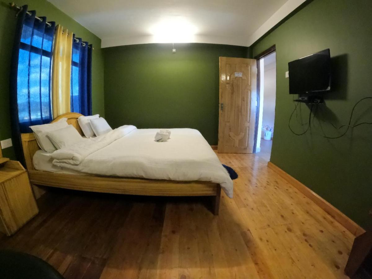 Aurora Guest House Shillong Esterno foto