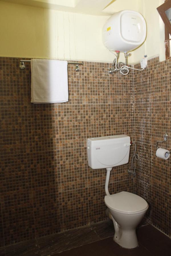 Aurora Guest House Shillong Esterno foto