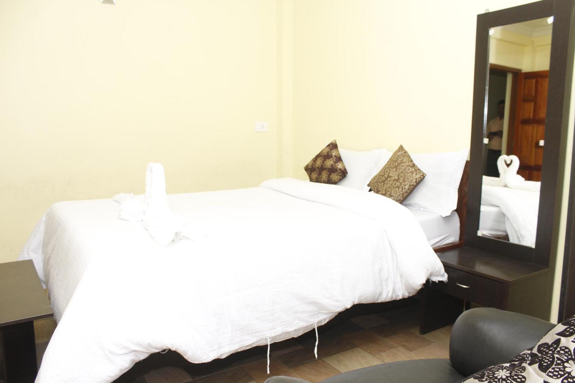 Aurora Guest House Shillong Esterno foto