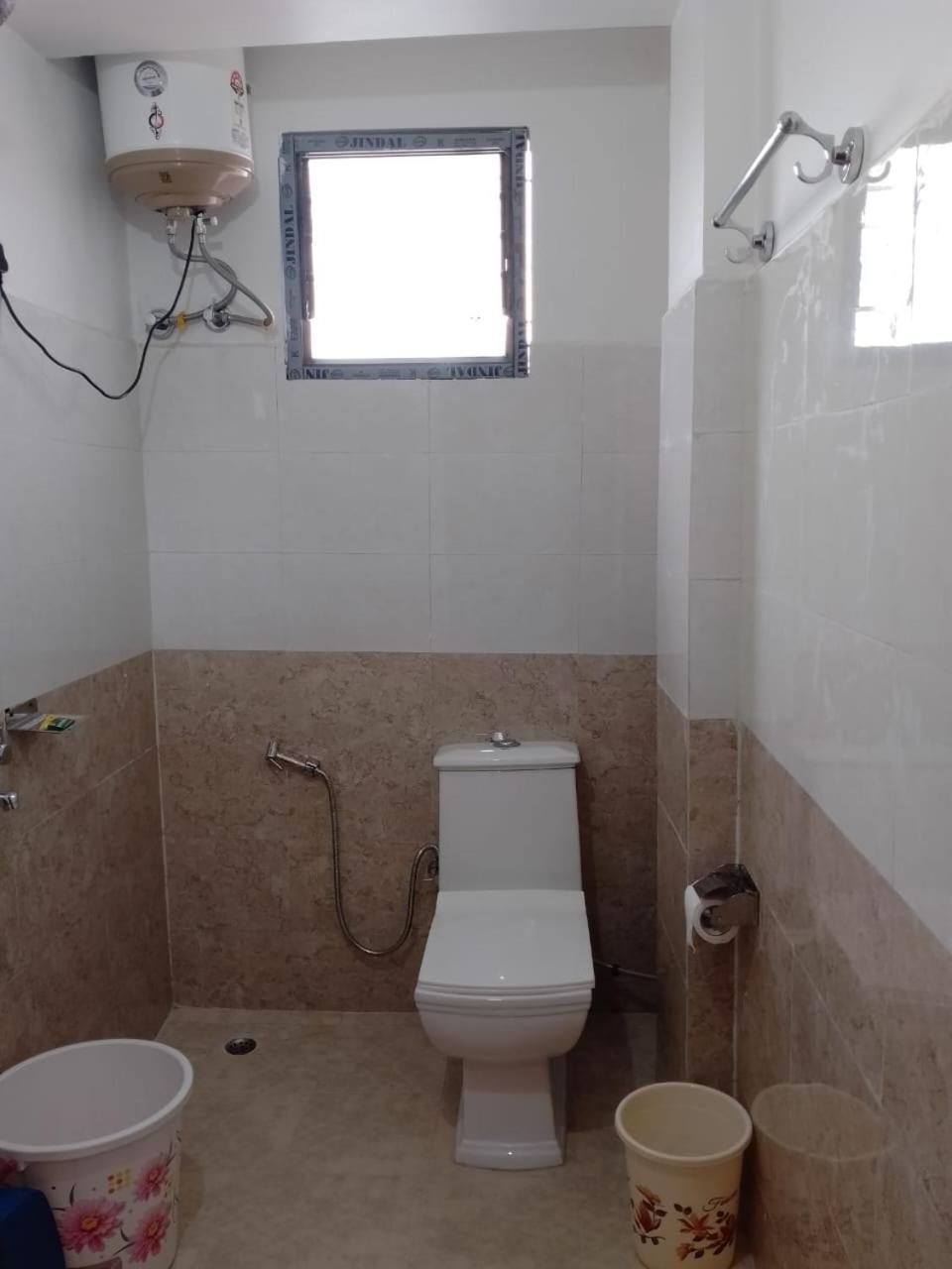 Aurora Guest House Shillong Esterno foto