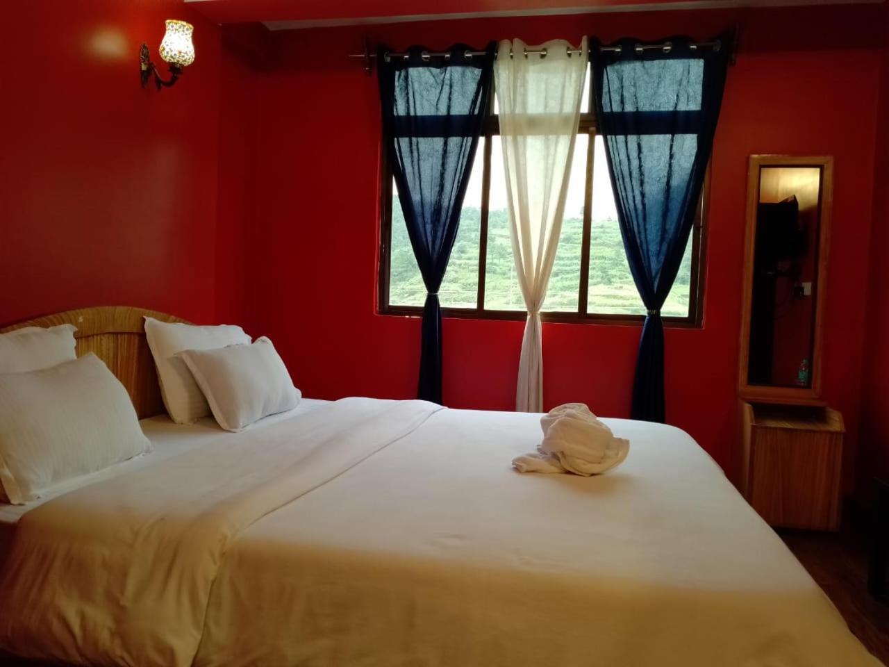 Aurora Guest House Shillong Esterno foto